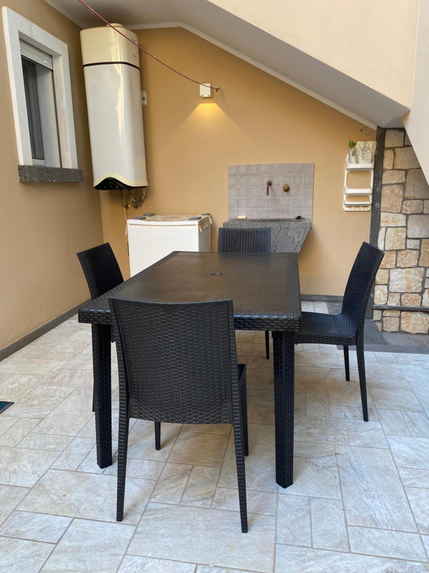 ポルト・ピノNuova Residenza Dei 7 Pini A Pochi Passi Dal Mareアパートメント エクステリア 写真